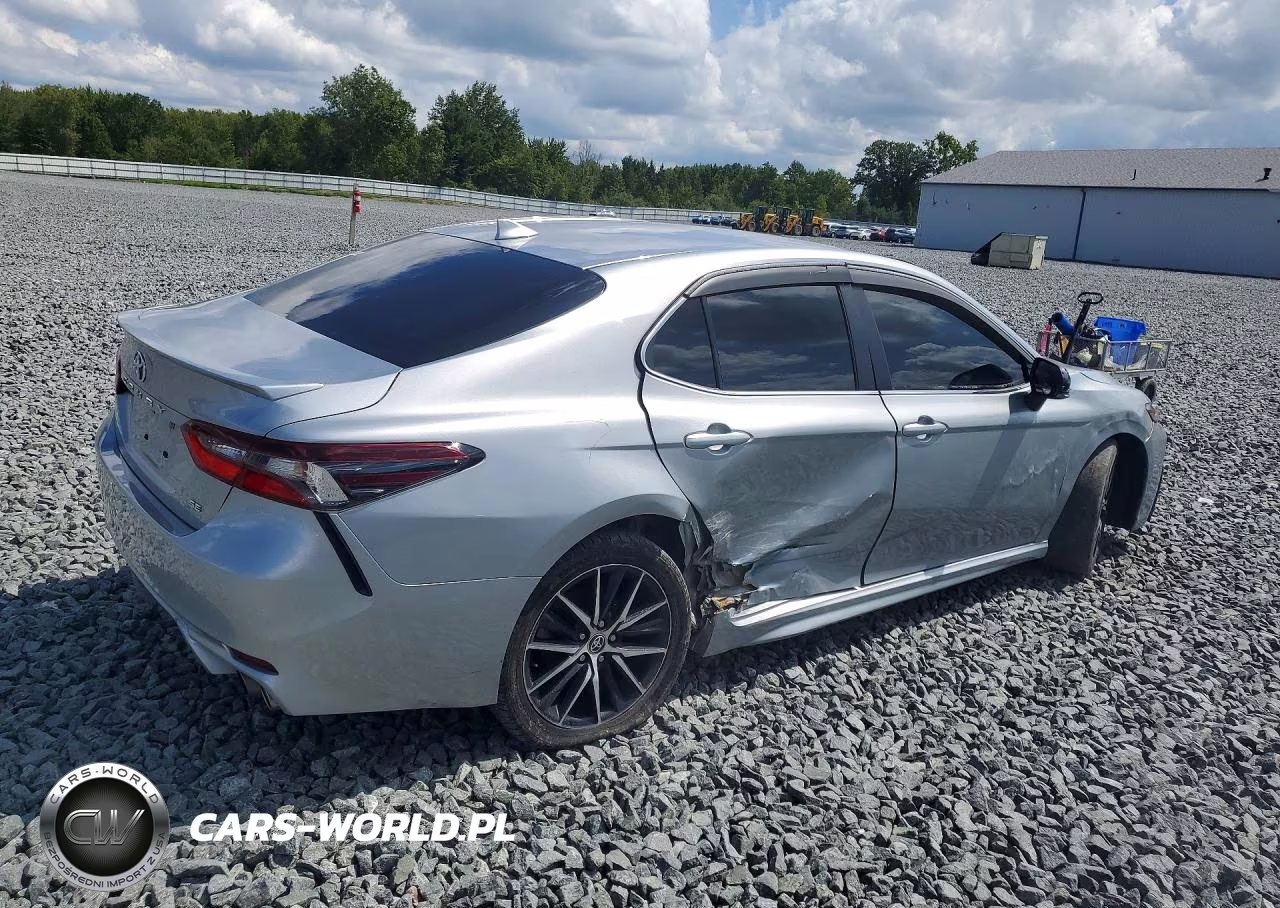 2022 Toyota Camry Se VIN:4T1G11AK7NU699804 - 3