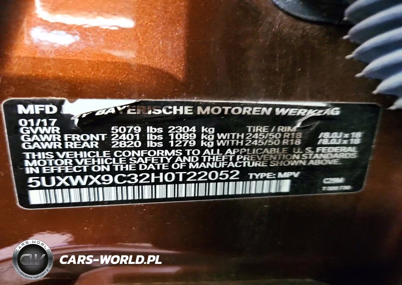 2017 BMW X3 xDrive28I VIN:5UXWX9C32H0T22052 - 14
