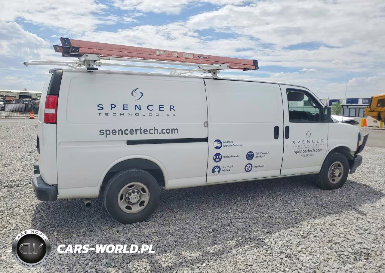 2023 Chevrolet Express G2500 VIN:1GCWGBFP6P1104521 - 3