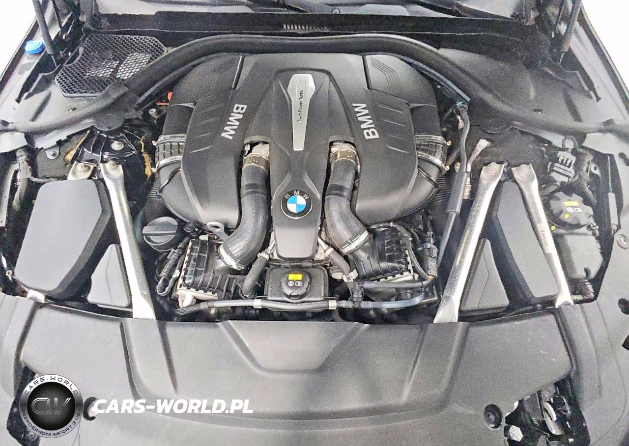 2019 BMW 750 Xi VIN:WBA7F2C57KB240148 - 11