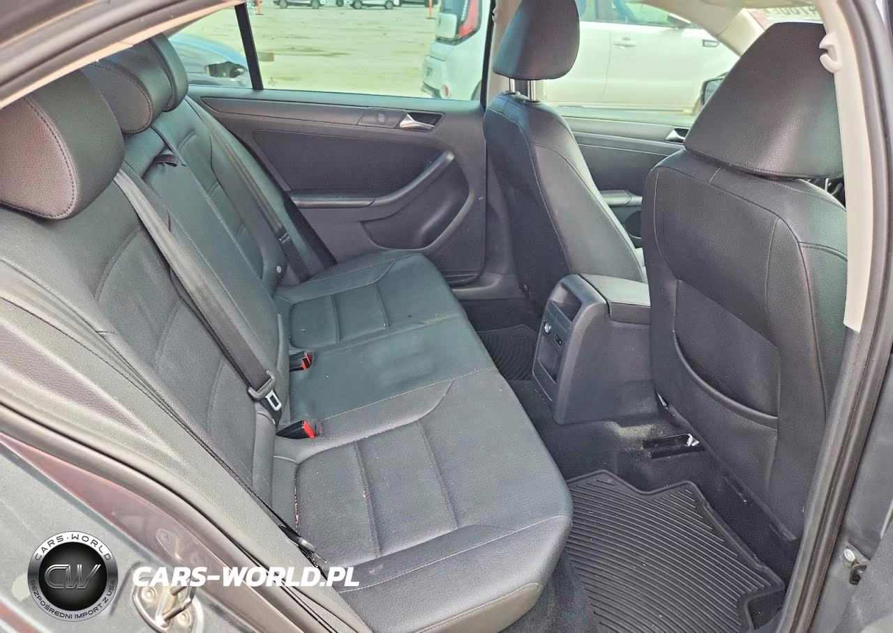2011 Volkswagen Jetta Se VIN:3VWDX7AJ0BM355115 - 10