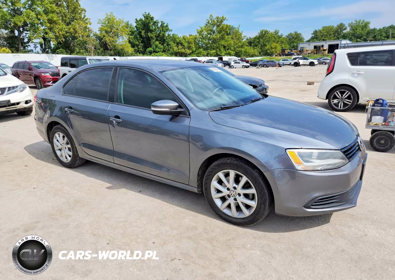 2011 Volkswagen Jetta Se VIN:3VWDX7AJ0BM355115 - 4