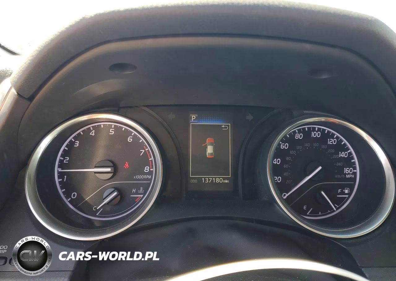 2018 Toyota Camry Se VIN:4T1B11HK1JU586392 - 9