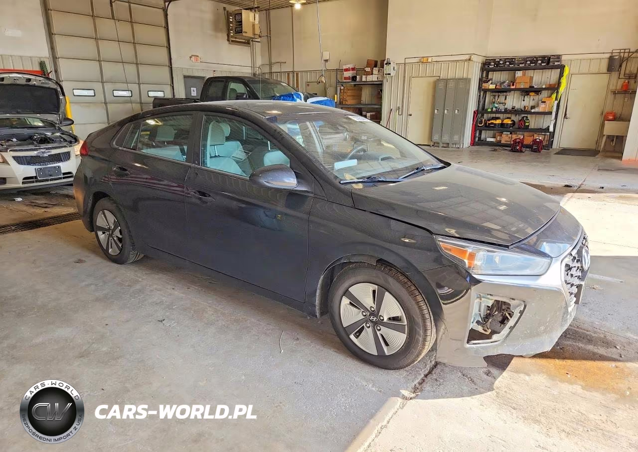 2021 Hyundai Ioniq Blue VIN:KMHC65LC6MU255079 - 4