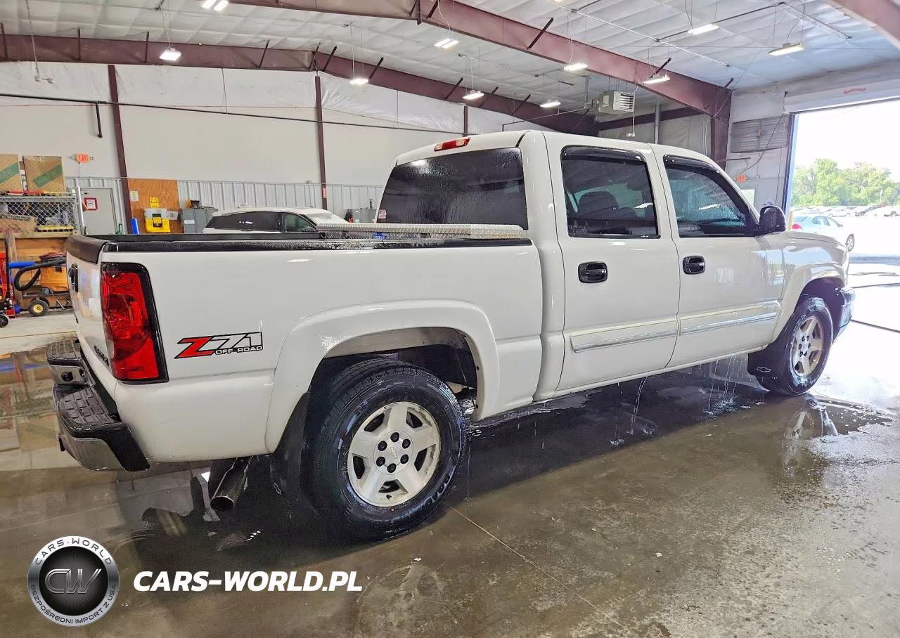 2005 Chevrolet Silverado K1500 VIN:2GCEK13T451342896 - 3