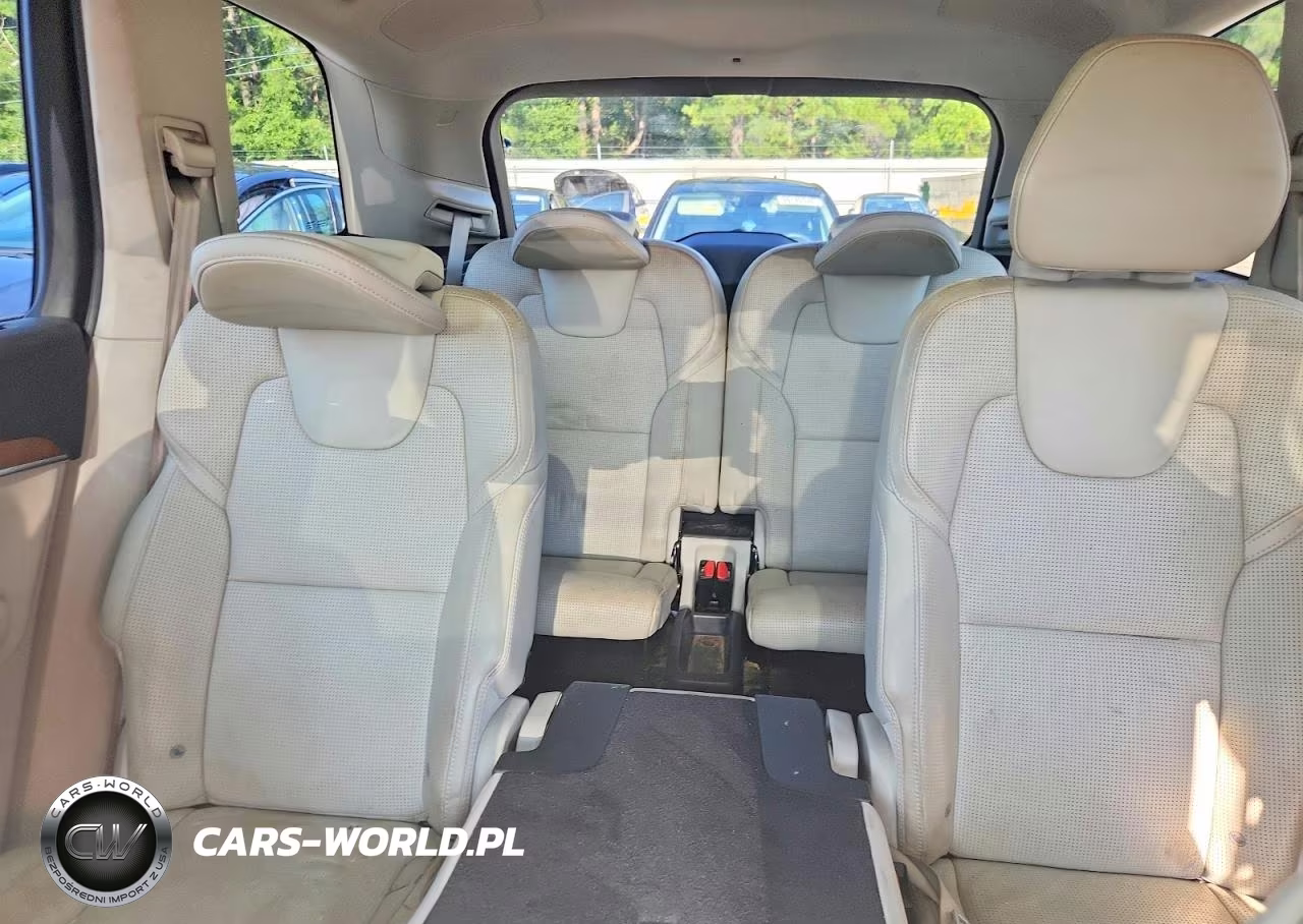 2017 Volvo Xc90 T6 VIN:YV4A22PL9H1163565 - 10