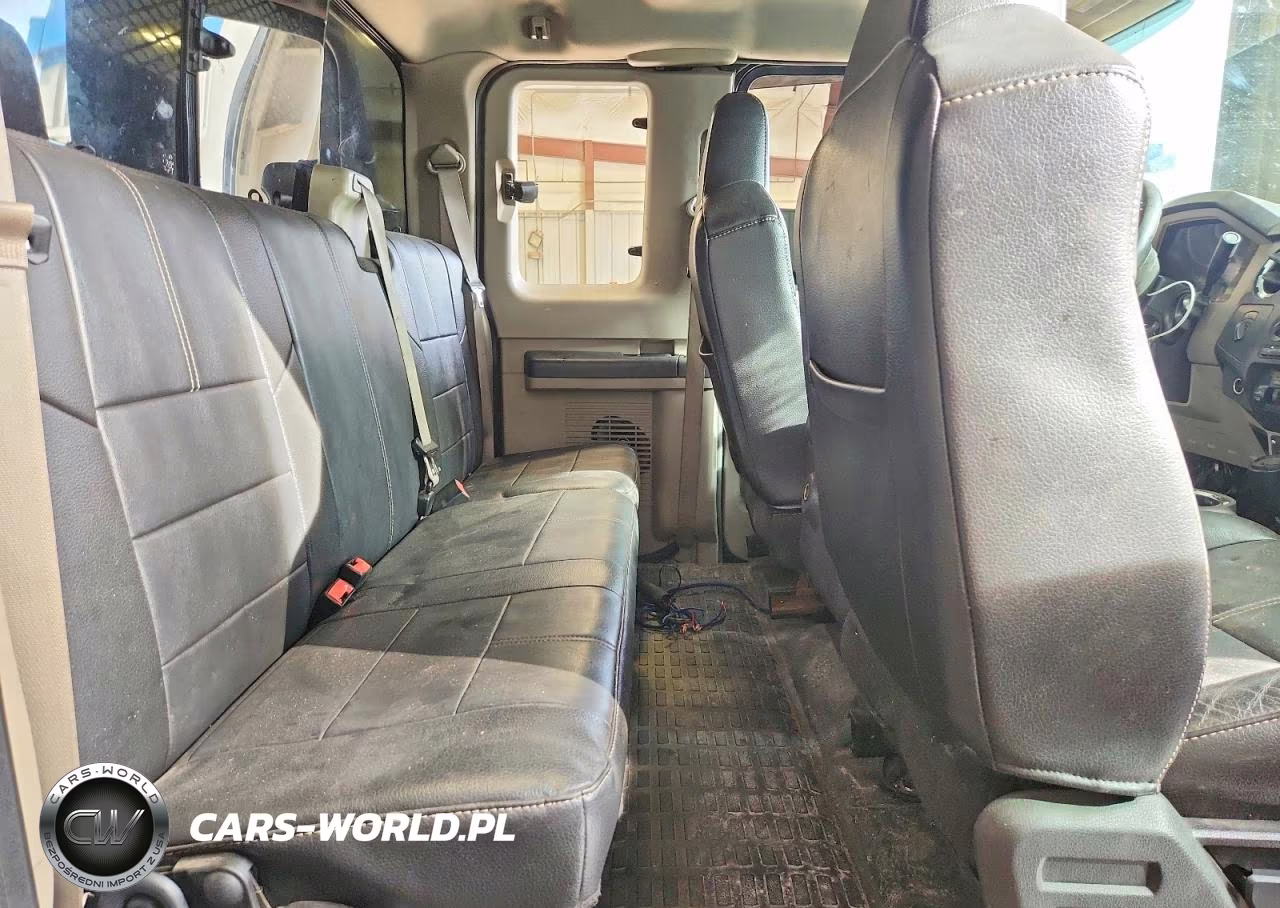 2008 Ford F450 Super Duty VIN:1FDXX47R68EB16142 - 10