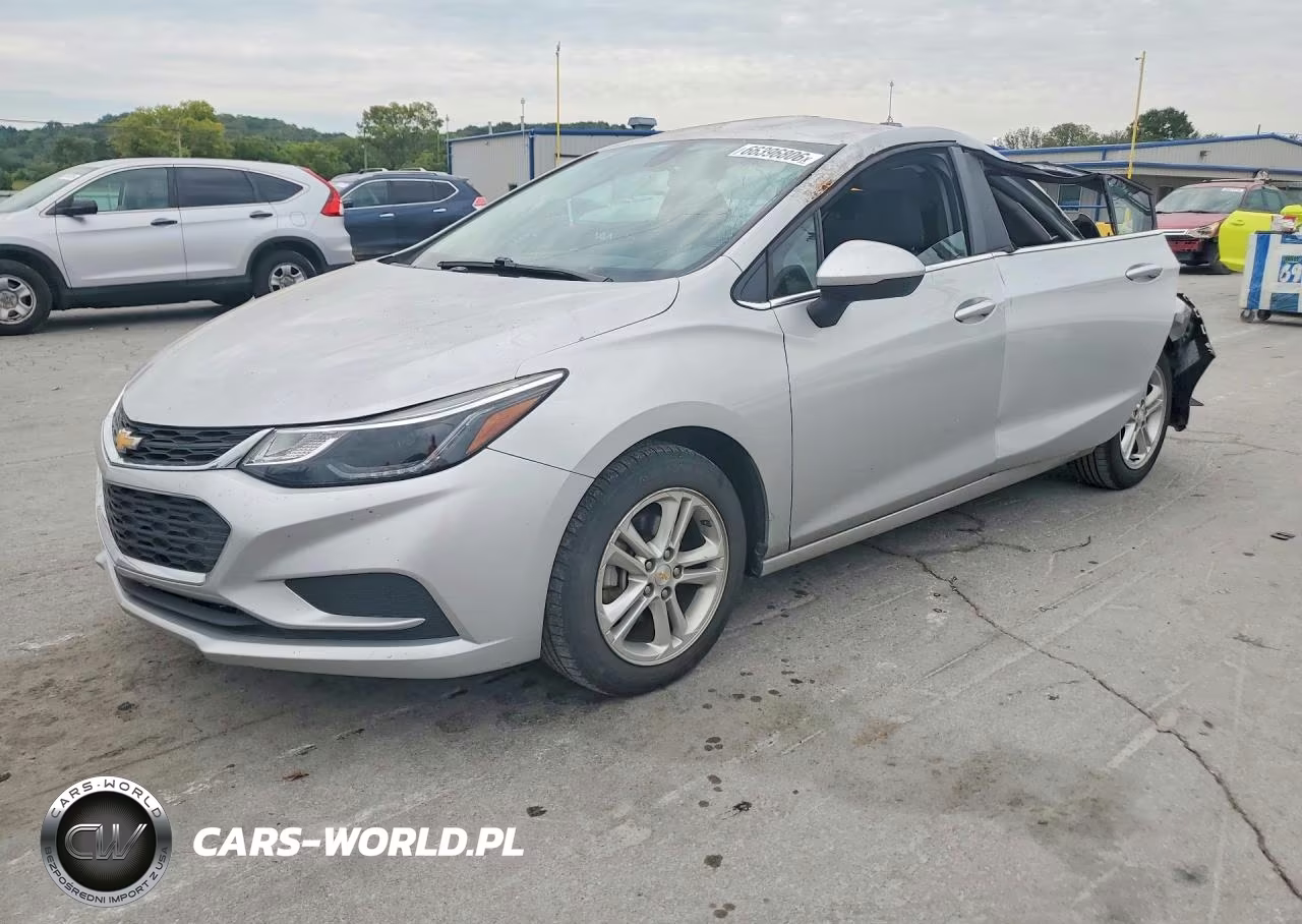 2018 Chevrolet Cruze Lt – zdjęcie 1 z 12
