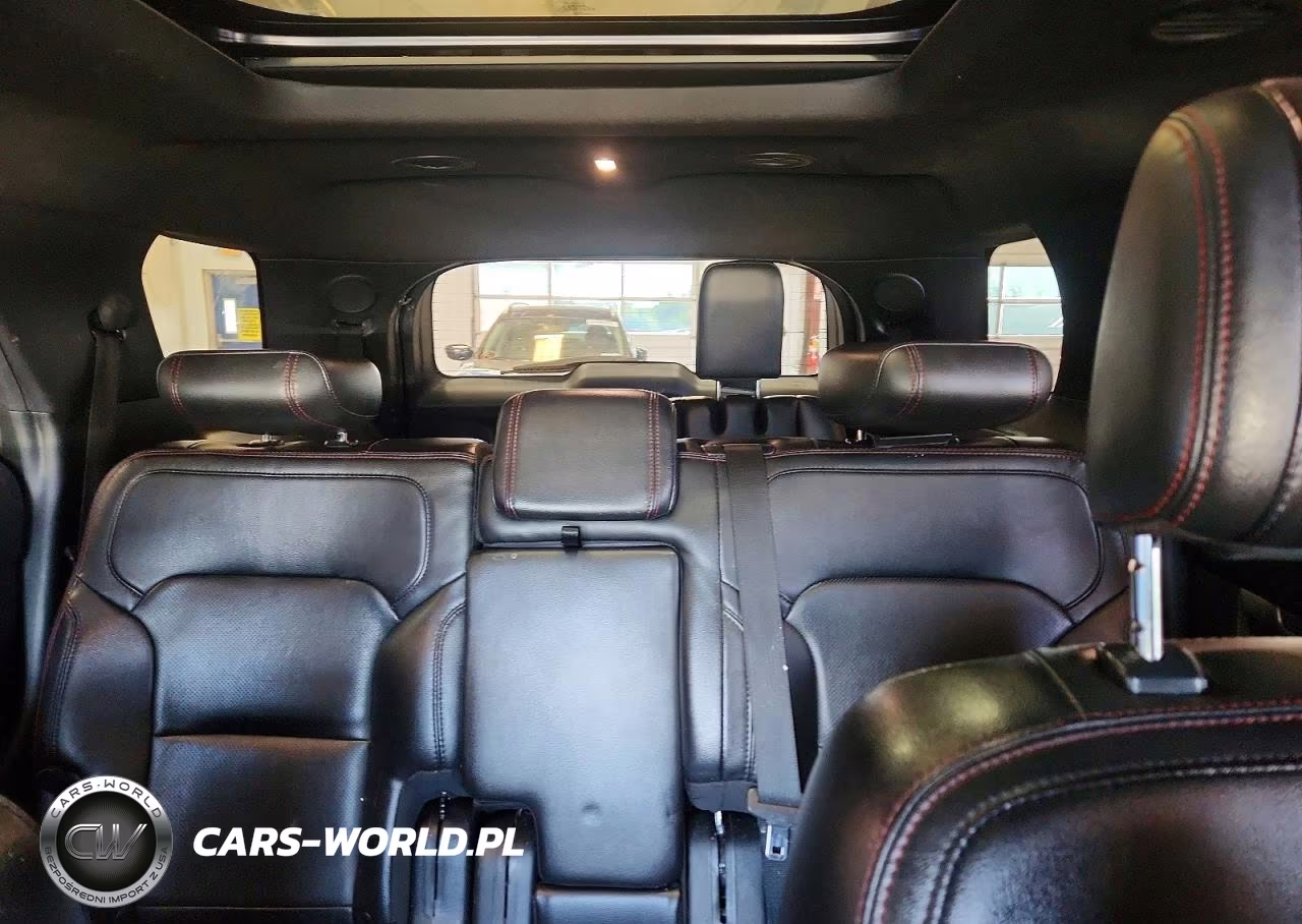 2019 Ford Explorer Sport VIN:1FM5K8GTXKGA48626 - 10