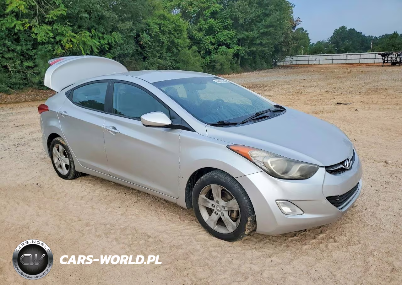 2013 Hyundai Elantra Gls VIN:KMHDH4AE6DU659237 - 4