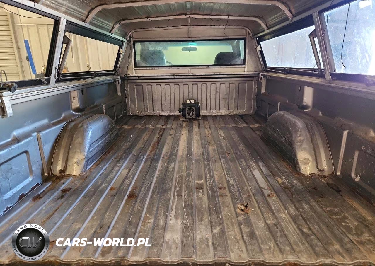 2001 Chevrolet Silverado K1500 VIN:1GCEK14W51Z318102 - 10
