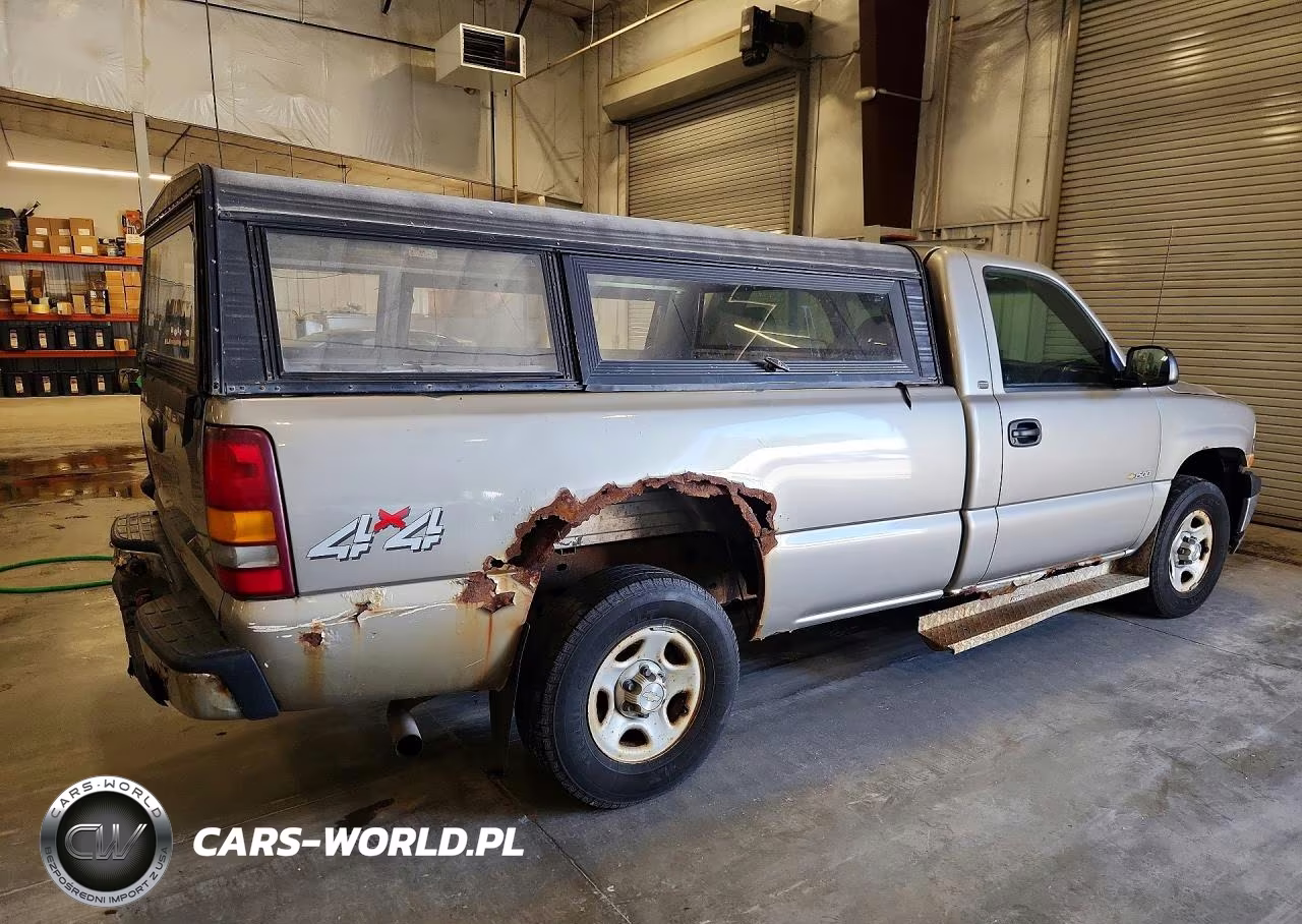 2001 Chevrolet Silverado K1500 VIN:1GCEK14W51Z318102 - 3