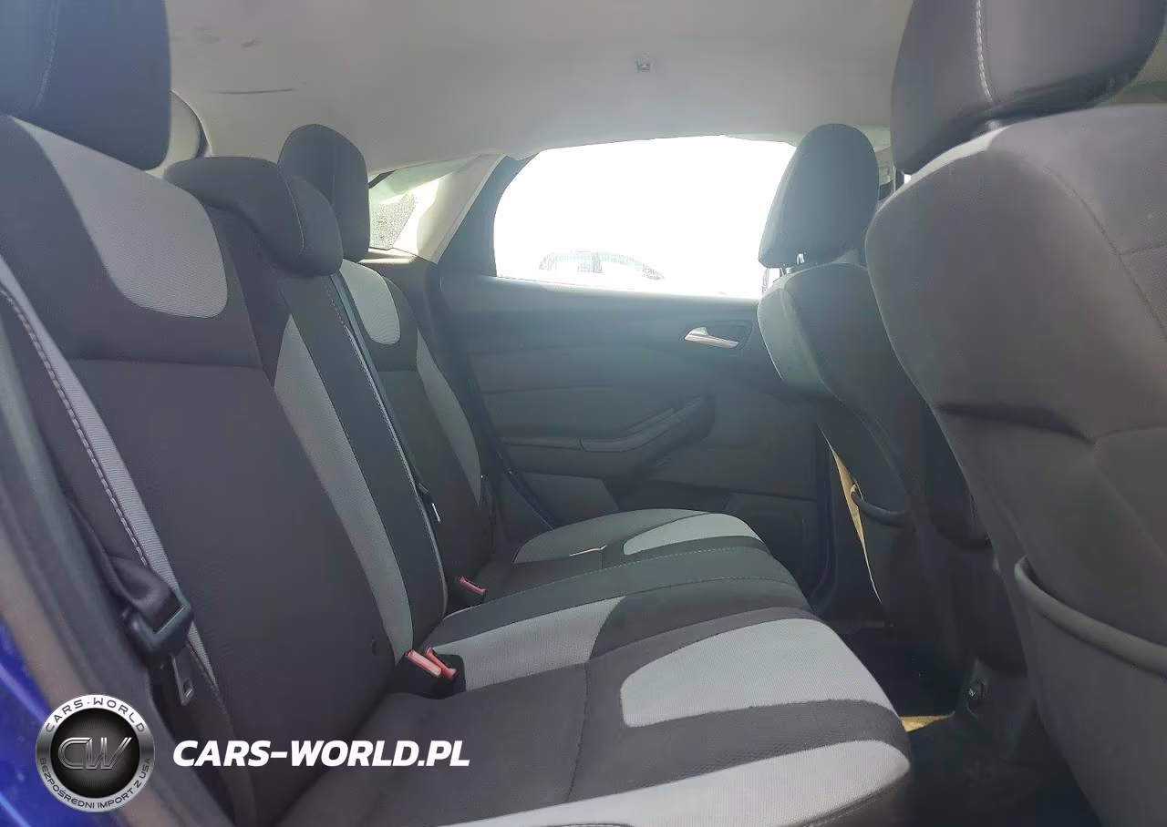 2013 Ford Focus Se VIN:1FADP3K20DL347299 - 10