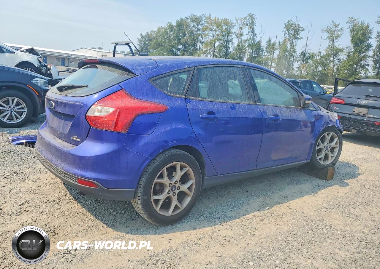 2013 Ford Focus Se VIN:1FADP3K20DL347299 - 3