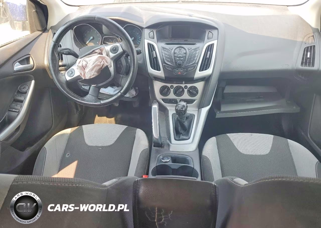 2013 Ford Focus Se VIN:1FADP3K20DL347299 - 8