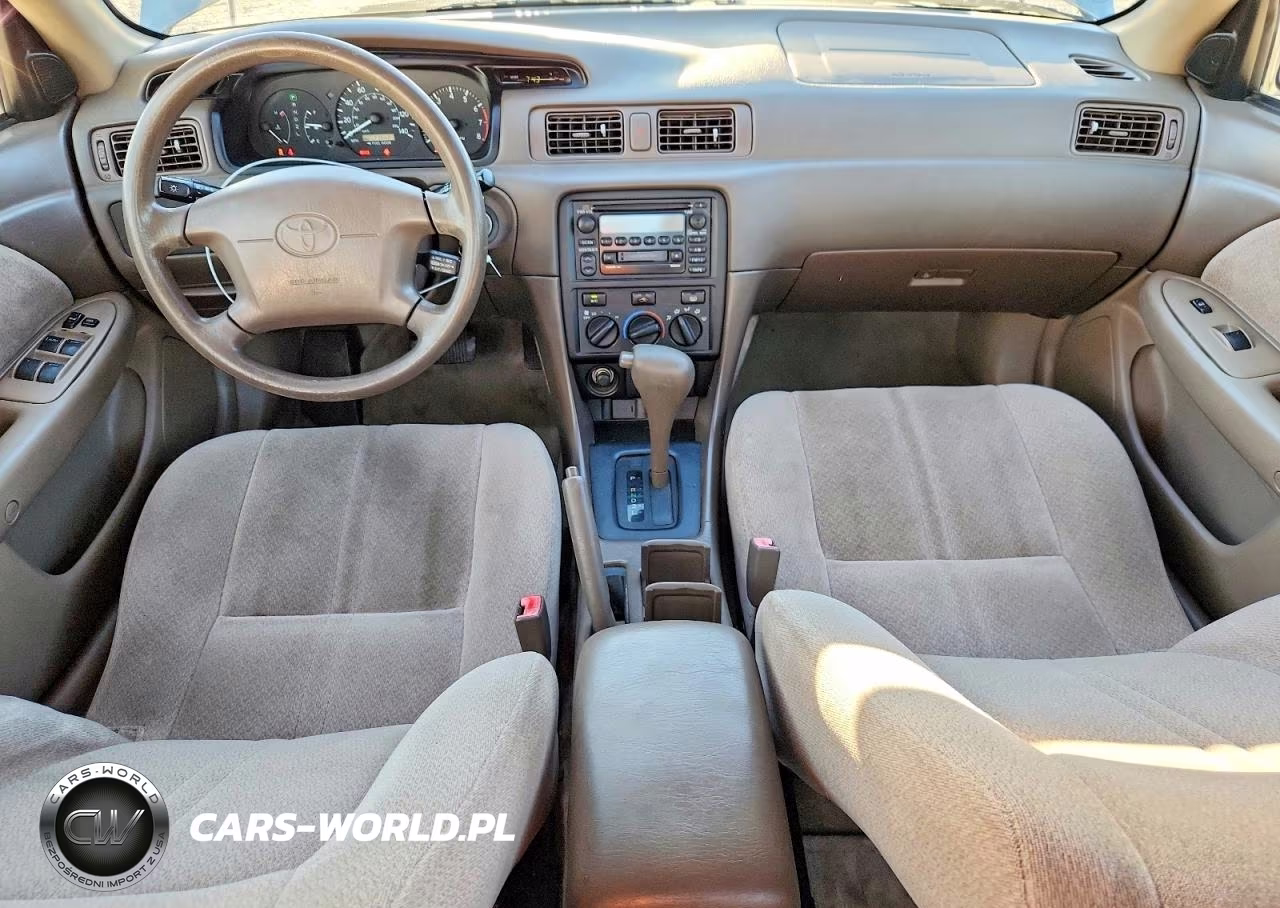 2000 Toyota Camry Le VIN:JT2BG22K0Y0528575 - 8