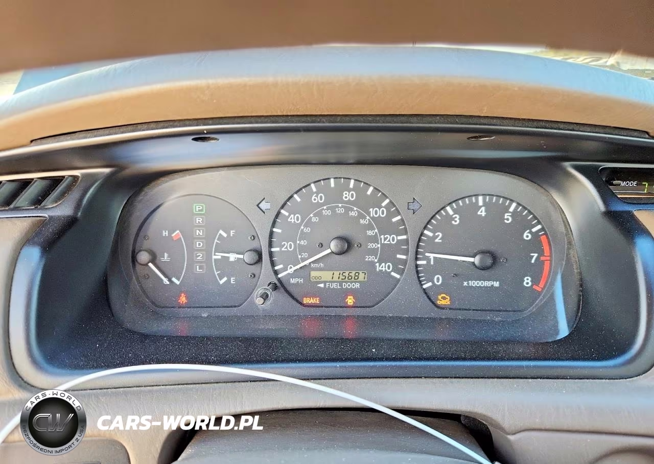 2000 Toyota Camry Le VIN:JT2BG22K0Y0528575 - 9
