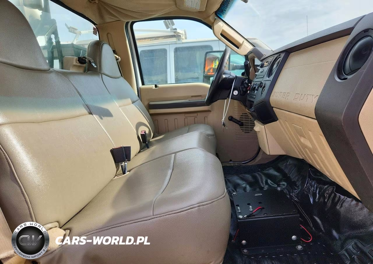 2008 Ford F450 Super Duty VIN:1FD4F46Y08EC32497 - 10