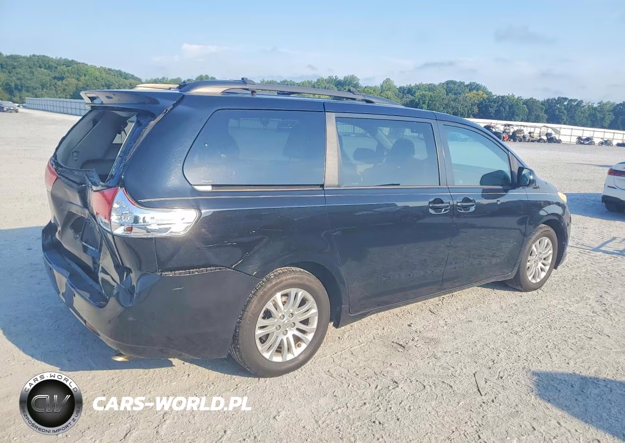 2012 Toyota Sienna Xle 8-Passenger VIN:5TDYK3DC4CS229088 - 3