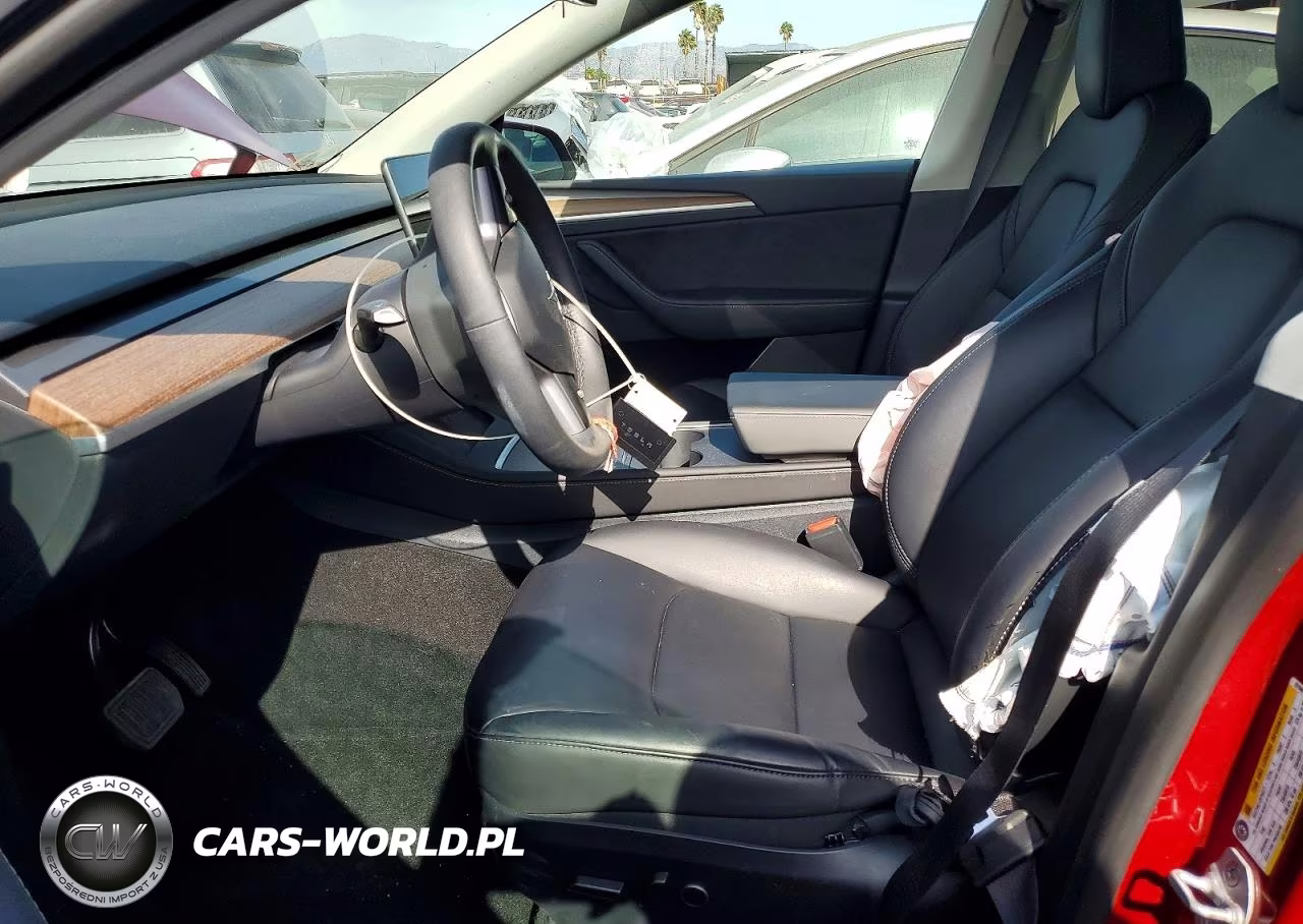 2025 Tesla Model Y VIN:7SAYGDED7SF221040 - 7