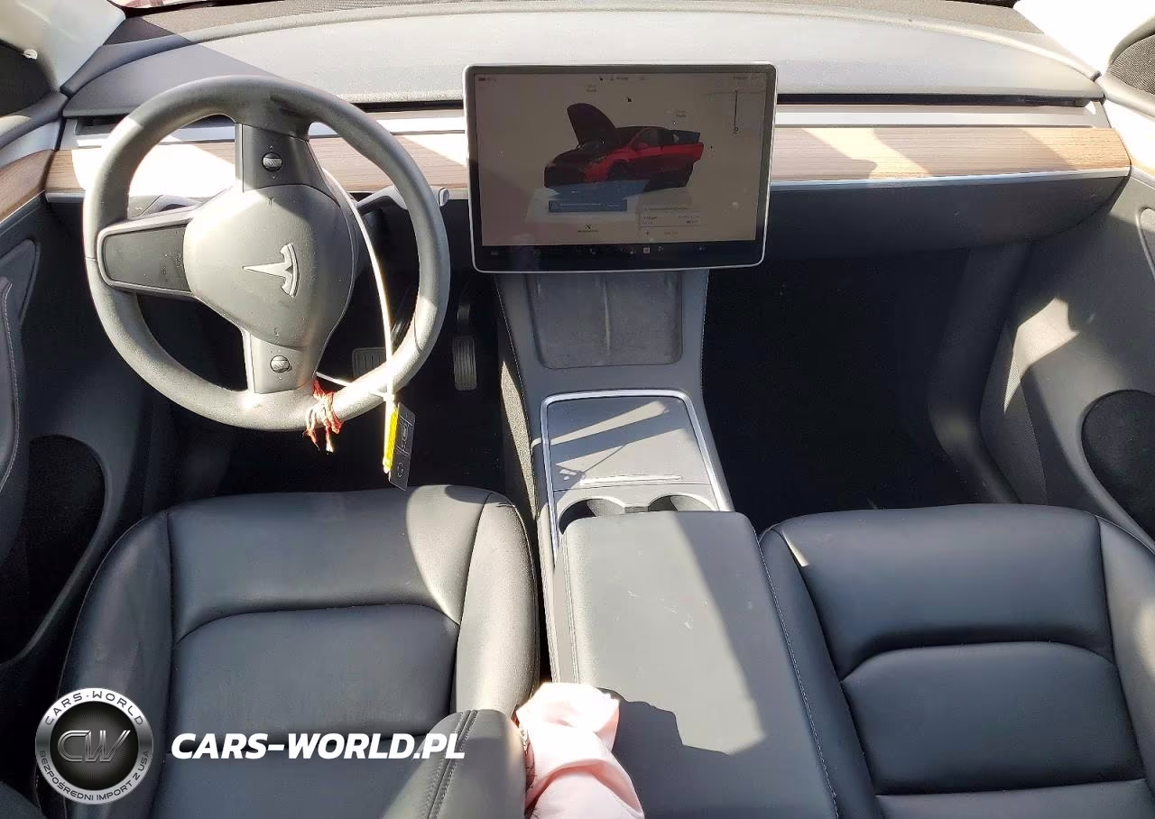 2025 Tesla Model Y VIN:7SAYGDED7SF221040 - 8