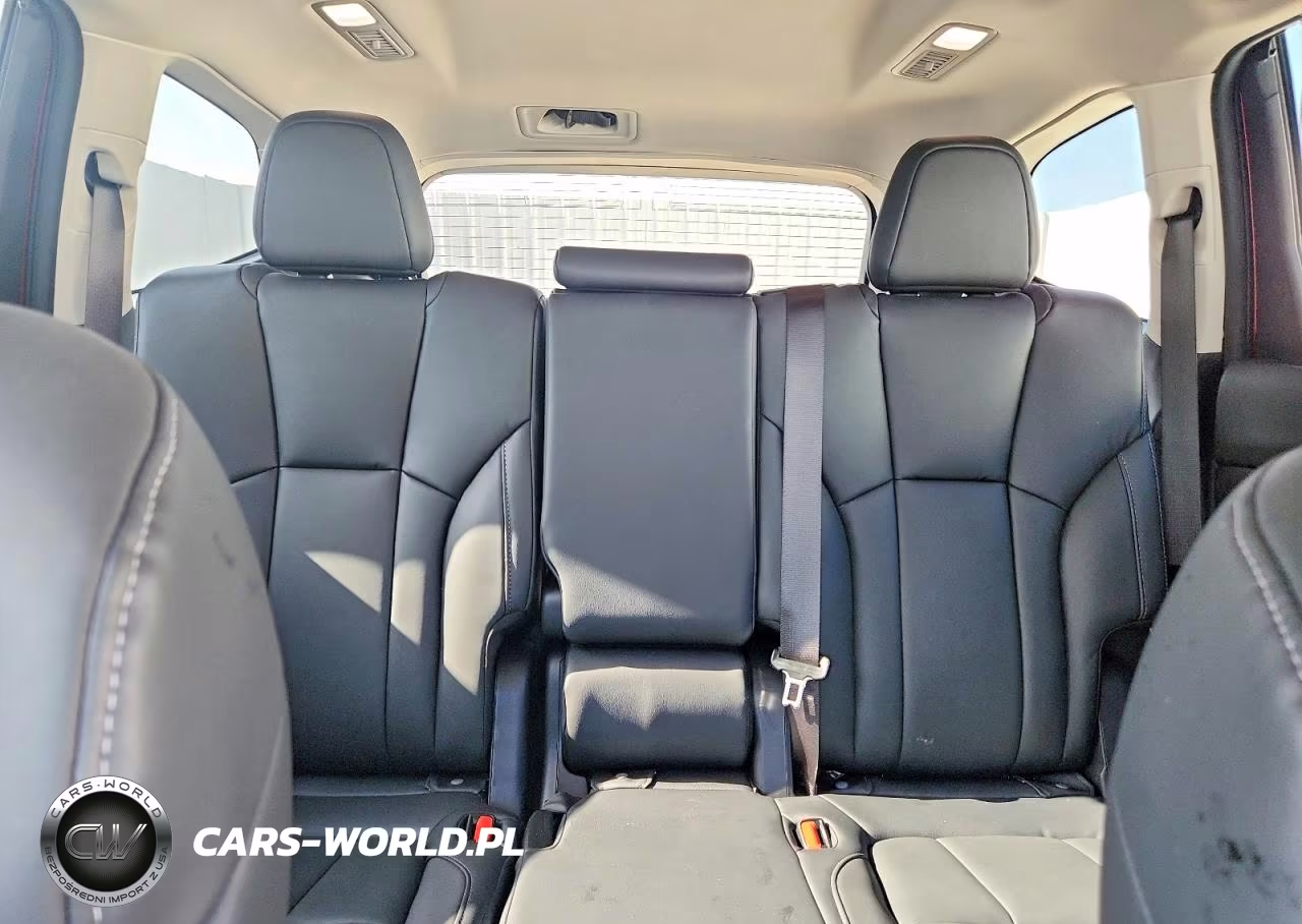 2026 Subaru Ascent Premium VIN:4S4WMAAD4T3421028 - 10