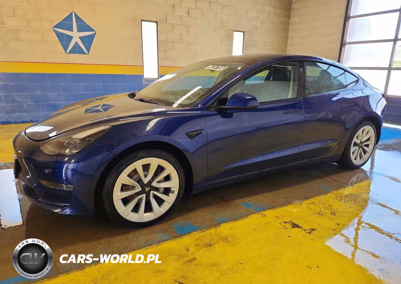 2022 Tesla Model 3 – zdjęcie 1 z 13