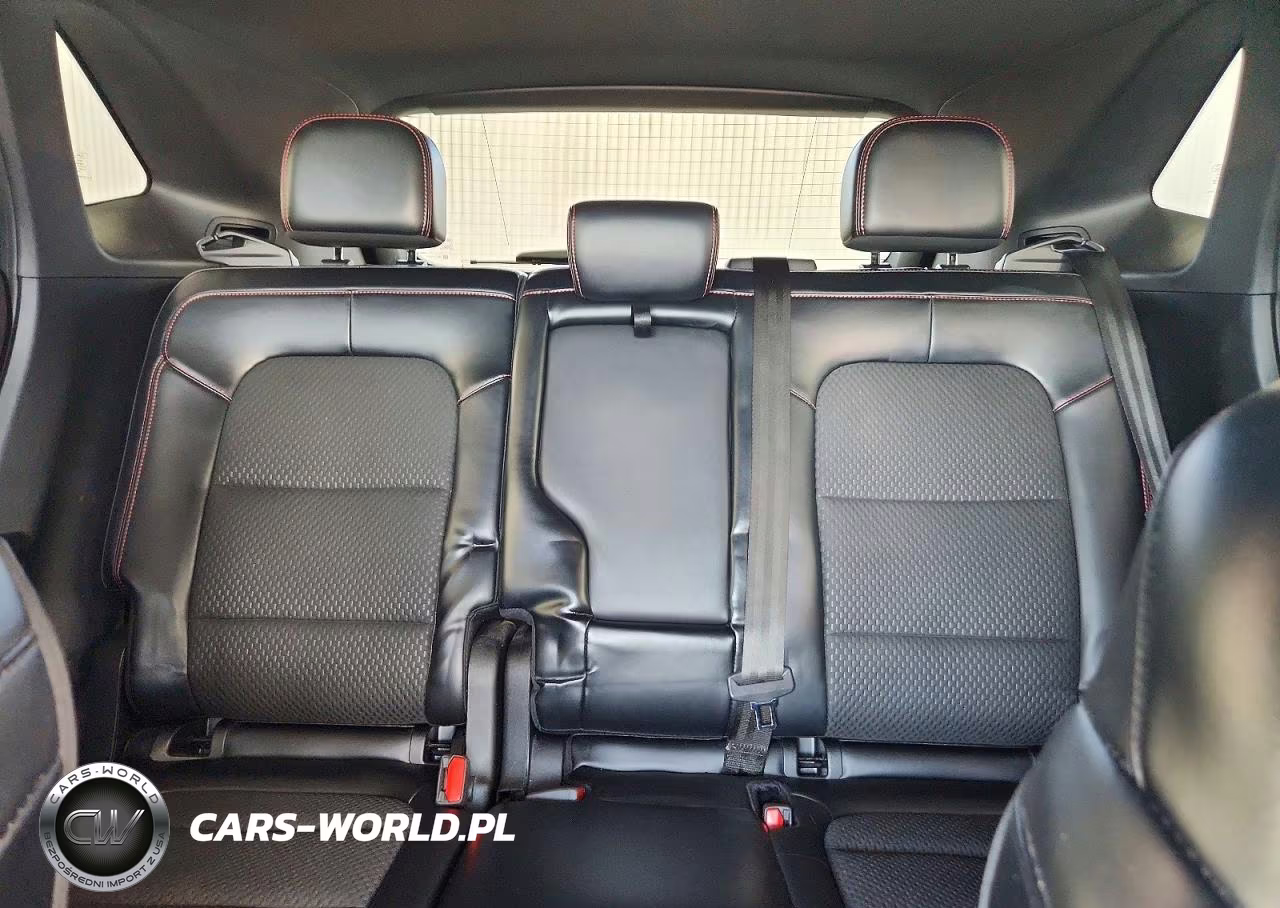 2023 Ford Escape St Line VIN:1FMCU0MNXPUA00609 - 10