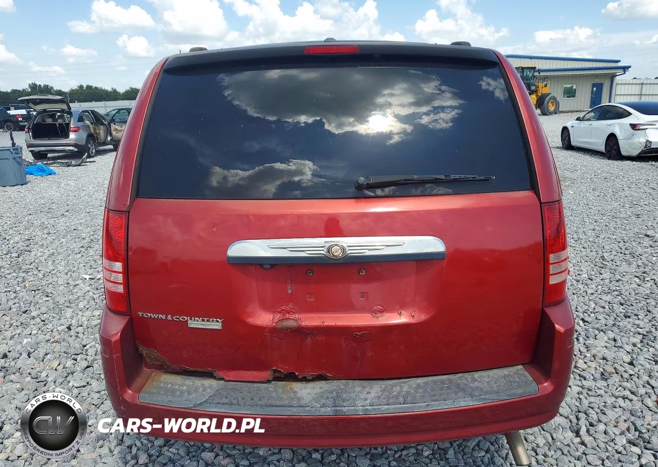 2008 Chrysler Town & Country Touring VIN:2A8HR54P78R738143 - 6