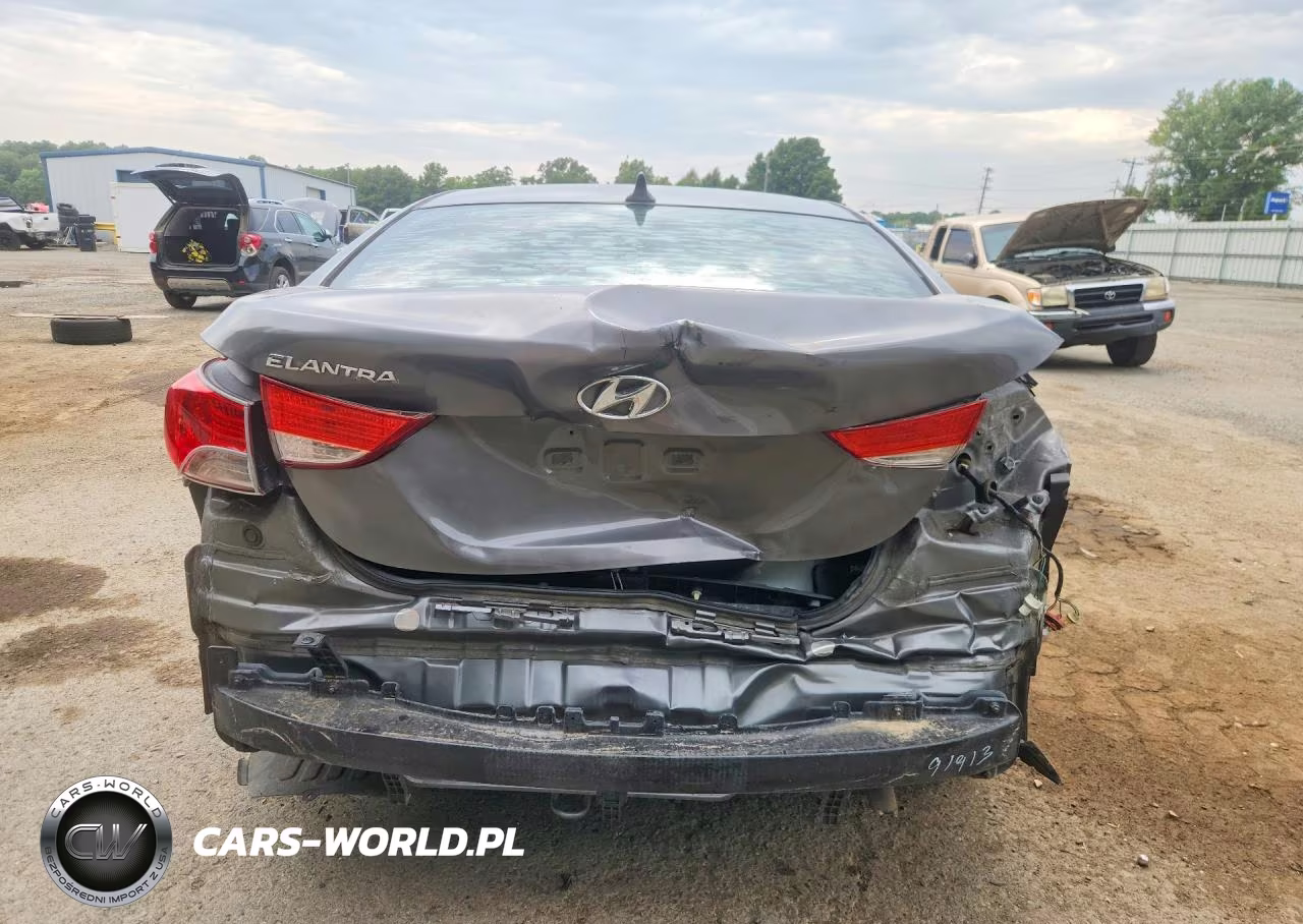 2013 Hyundai Elantra Gls VIN:5NPDH4AE1DH425554 - 6