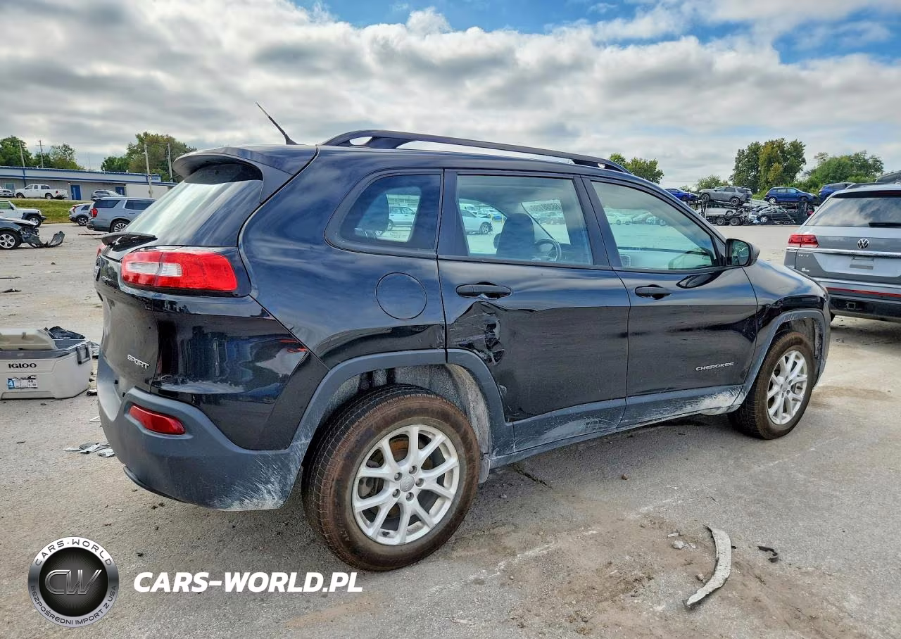2015 Jeep Cherokee Sport VIN:1C4PJMAB5FW764144 - 3