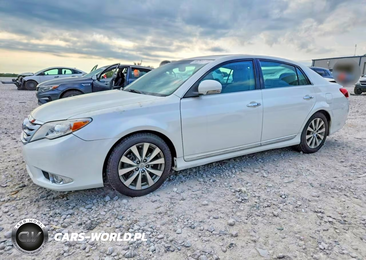 2011 Toyota Avalon Limited – zdjęcie 1 z 12