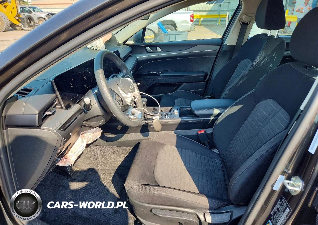 2025 Kia K5 Lxs VIN:KNAG24J75S5316315 - 7