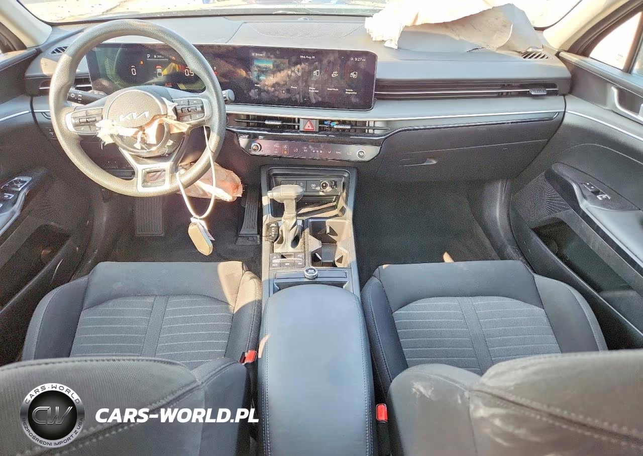 2025 Kia K5 Lxs VIN:KNAG24J75S5316315 - 8