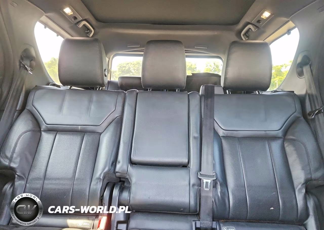 2017 Land Rover Discovery Hse VIN:SALRRBBV6HA044181 - 10