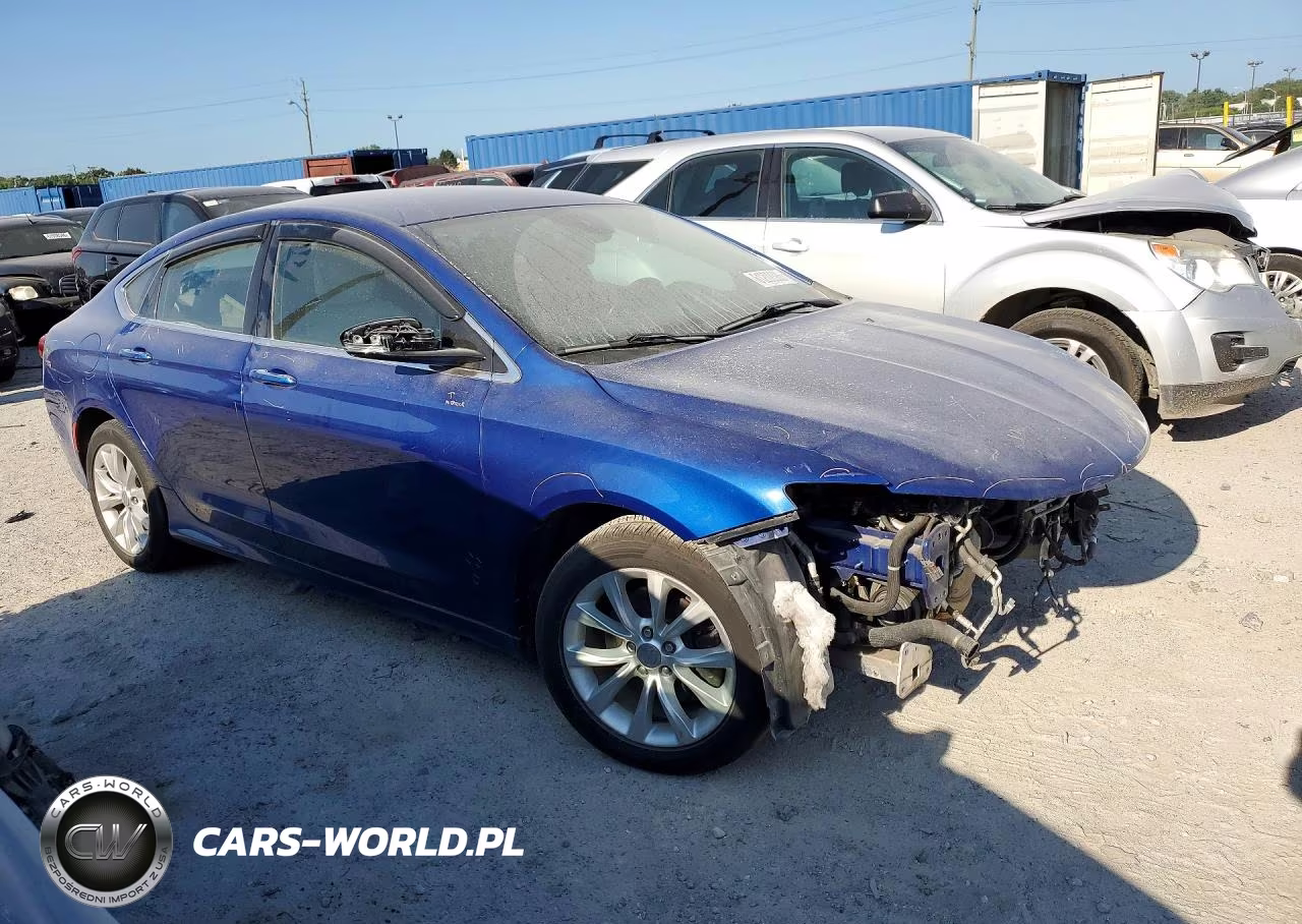 2015 Chrysler 200 C VIN:1C3CCCCG3FN517419 - 4