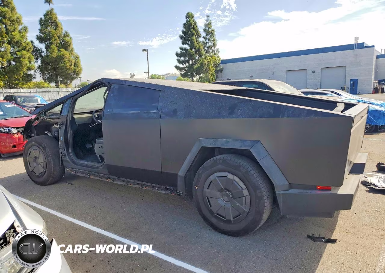 2025 Tesla Cybertruck VIN:7G2CEHED6SA069170 - 2
