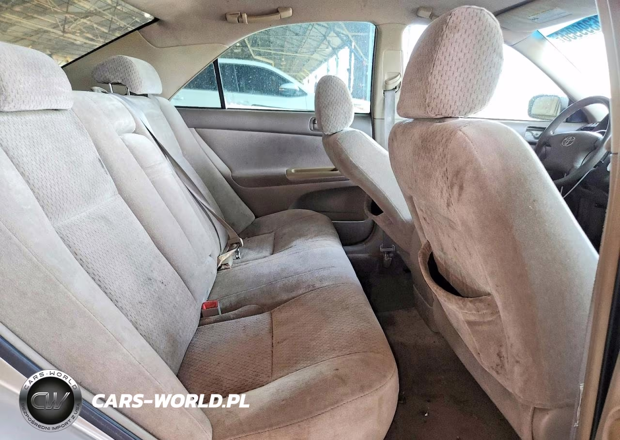 2004 Toyota Camry Le VIN:4T1BE32K64U372432 - 10