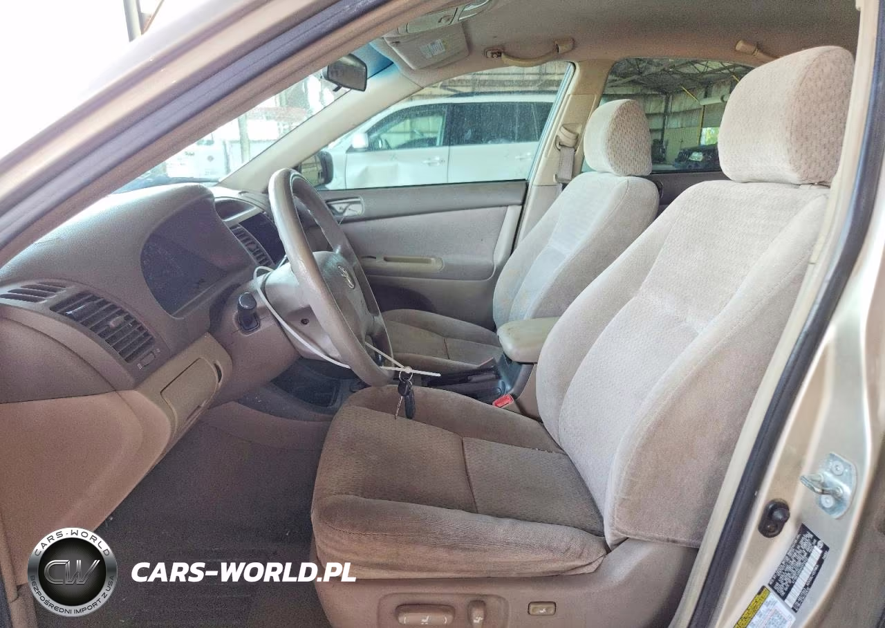 2004 Toyota Camry Le VIN:4T1BE32K64U372432 - 7
