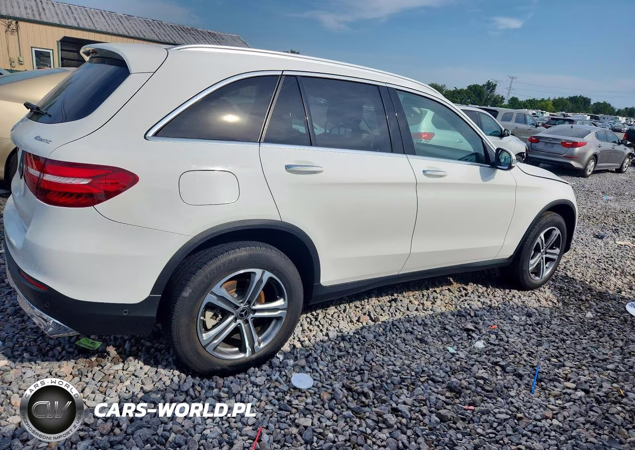 2018 Mercedes-Benz Glc 300 4Matic VIN:WDC0G4KB5JV070030 - 3