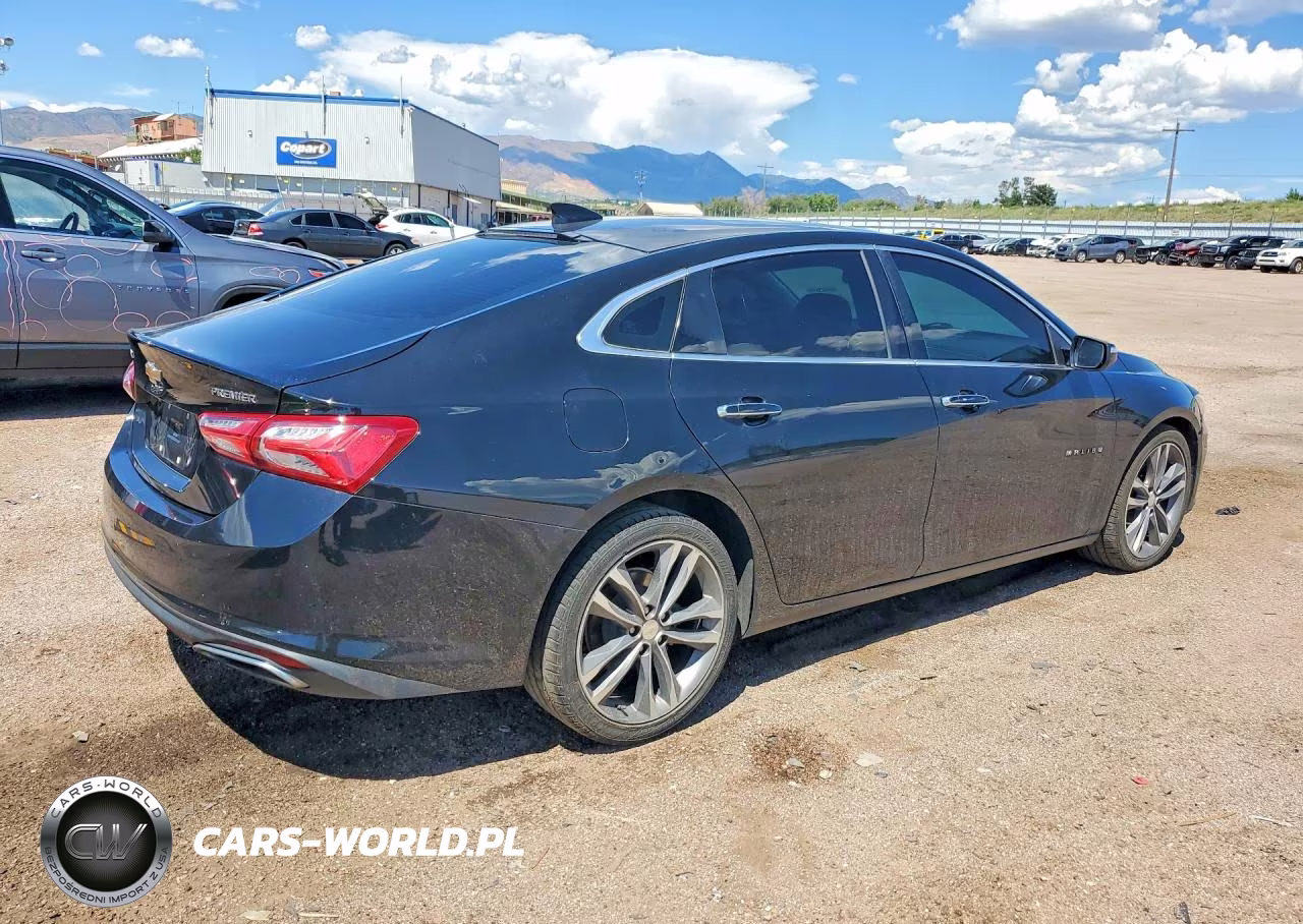 2020 Chevrolet Malibu Premier VIN:1G1ZE5SX2LF015108 - 3