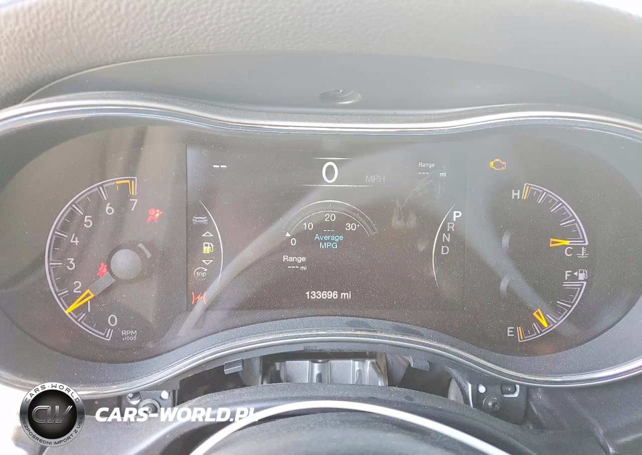 2018 Jeep Grand Cherokee Laredo VIN:1C4RJFAG8JC188401 - 9
