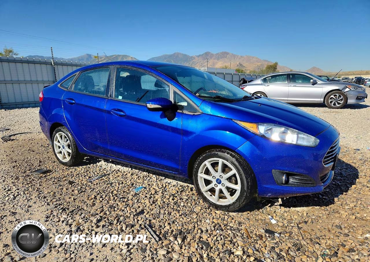 2015 Ford Fiesta Se VIN:3FADP4BJ6FM108662 - 4