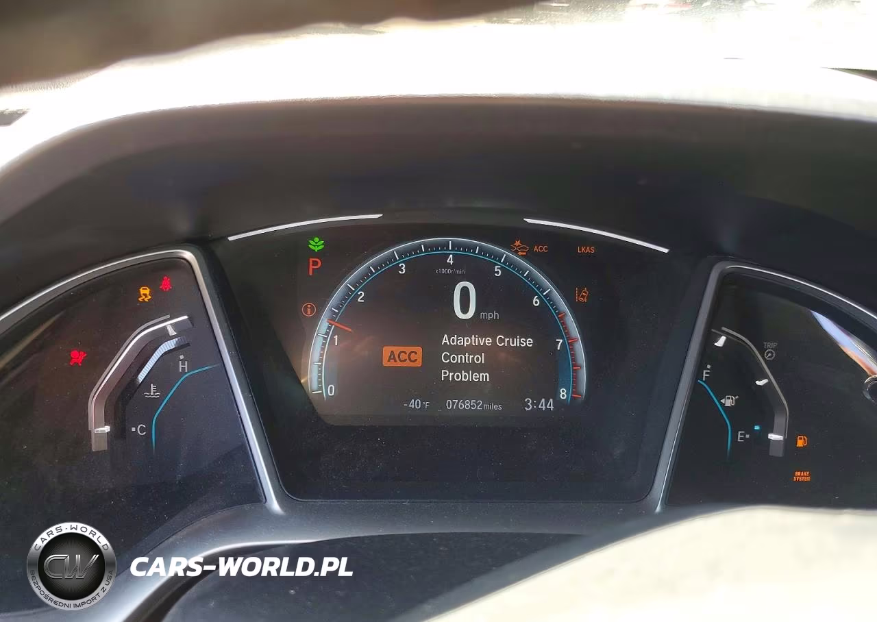 2019 Honda Civic Touring VIN:2HGFC3B90KH350789 - 9