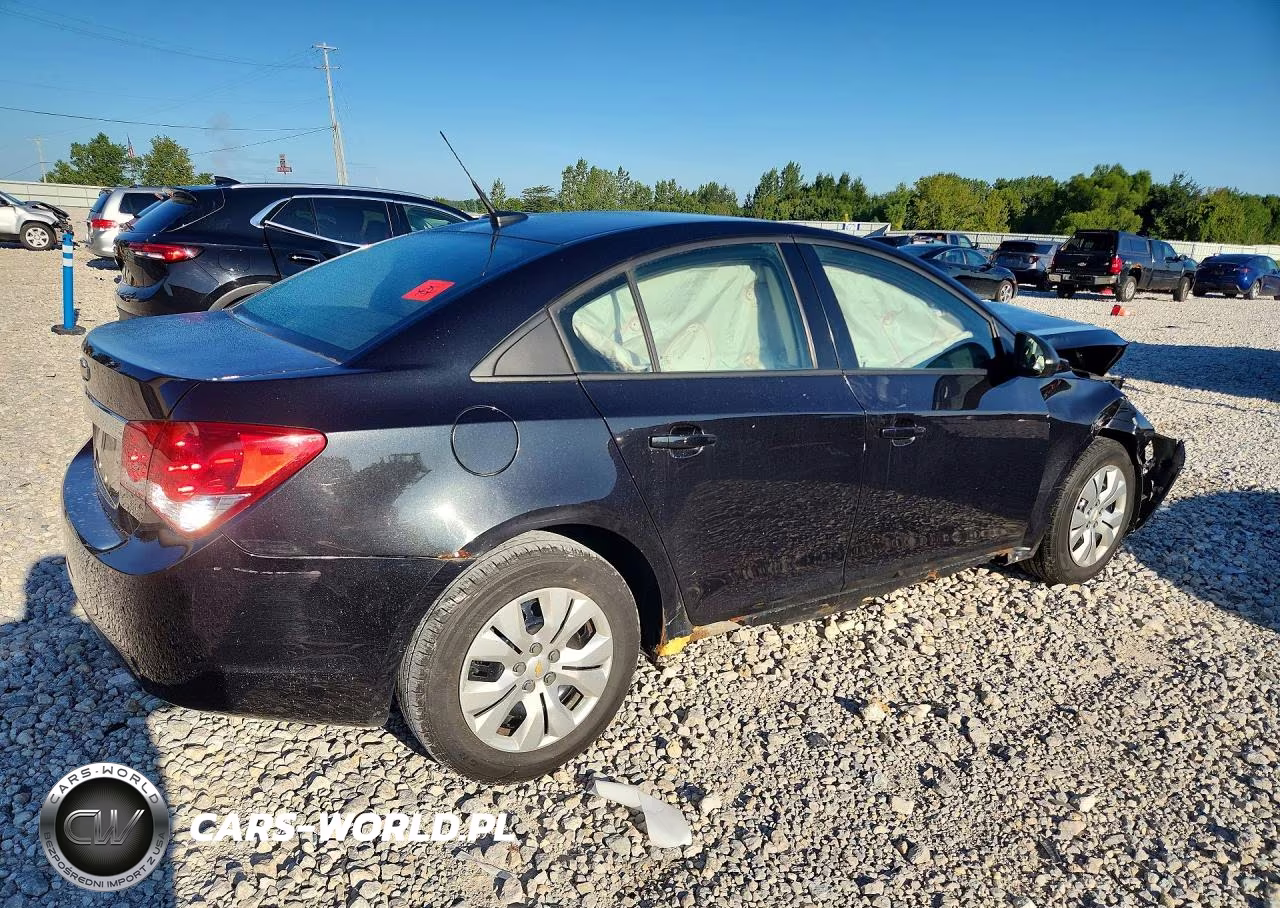 2014 Chevrolet Cruze Ls VIN:1G1PA5SHXE7405818 - 3