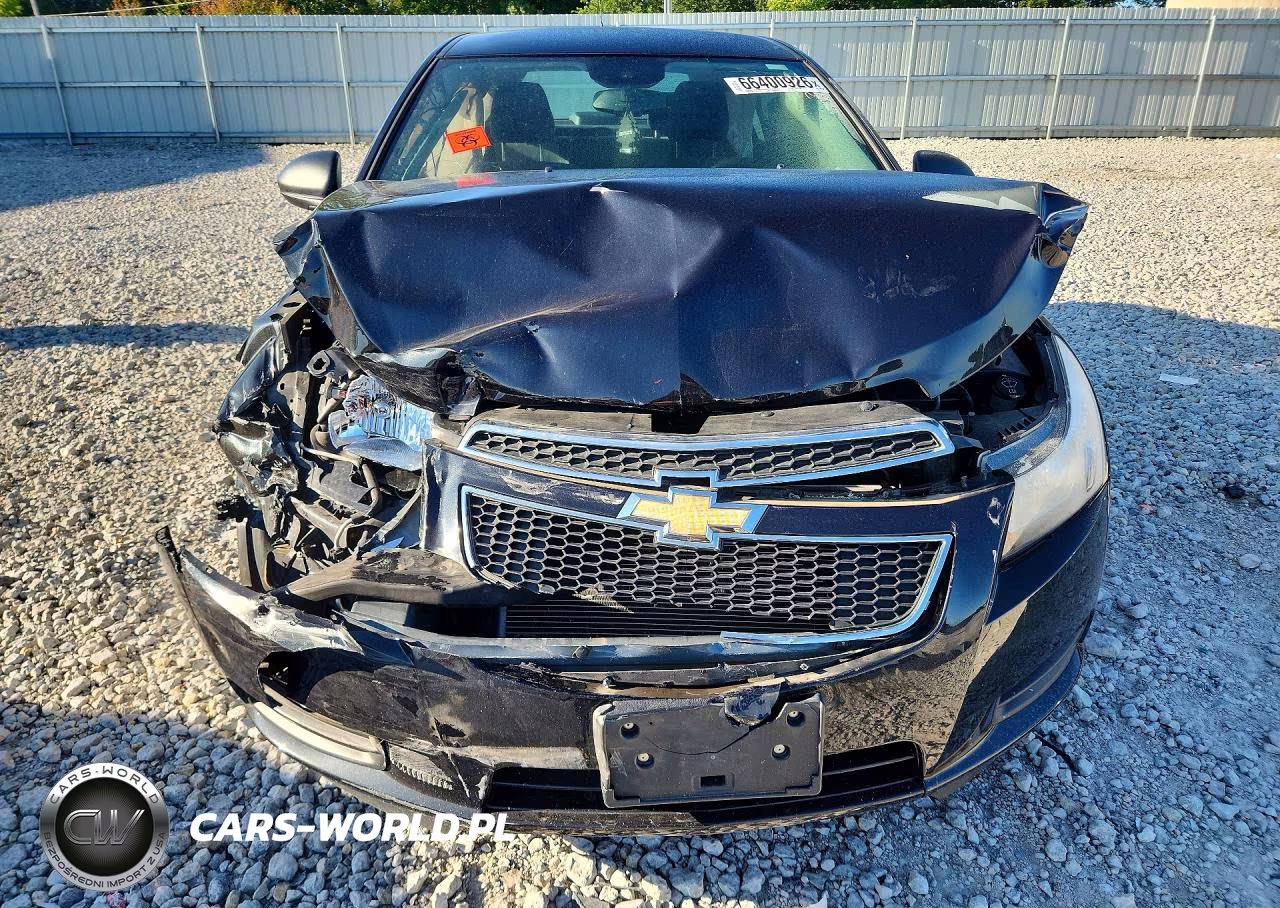 2014 Chevrolet Cruze Ls VIN:1G1PA5SHXE7405818 - 5