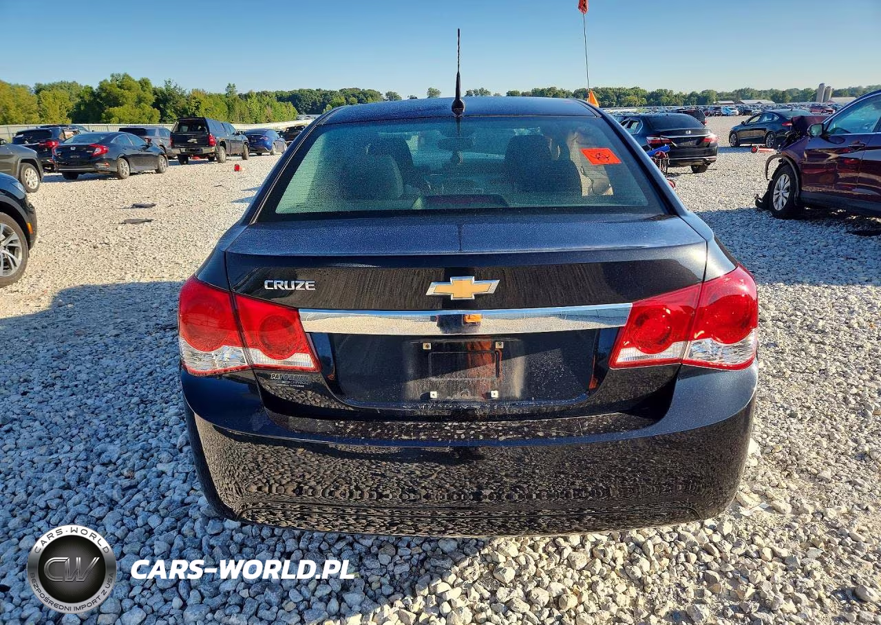 2014 Chevrolet Cruze Ls VIN:1G1PA5SHXE7405818 - 6