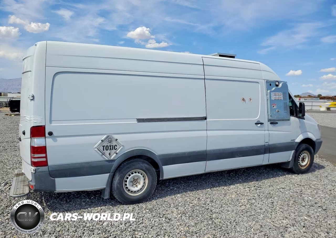 2012 Mercedes Benz Sprinter 2500 Utility - Service Van VIN:WD3PE8CB1C5713261 - 3