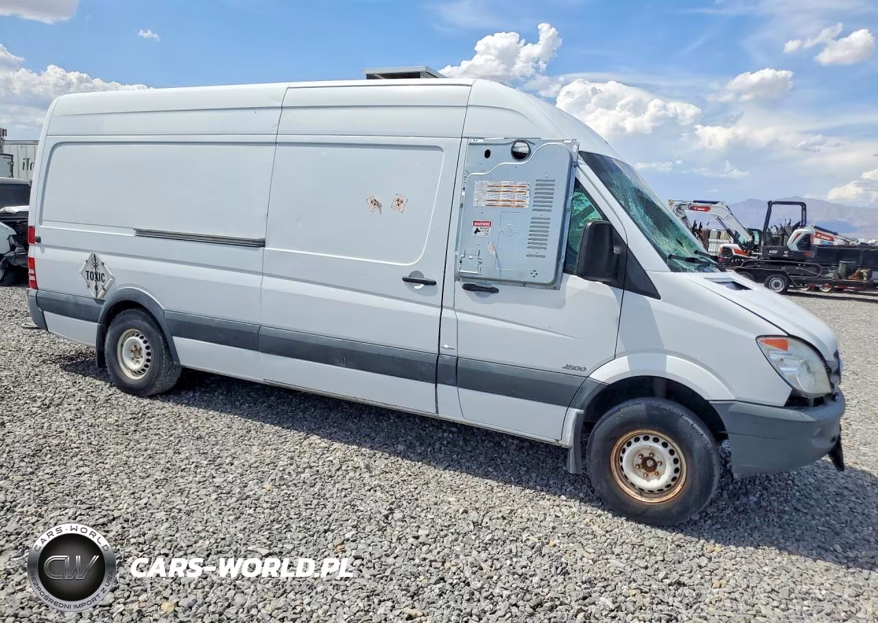 2012 Mercedes Benz Sprinter 2500 Utility - Service Van VIN:WD3PE8CB1C5713261 - 4