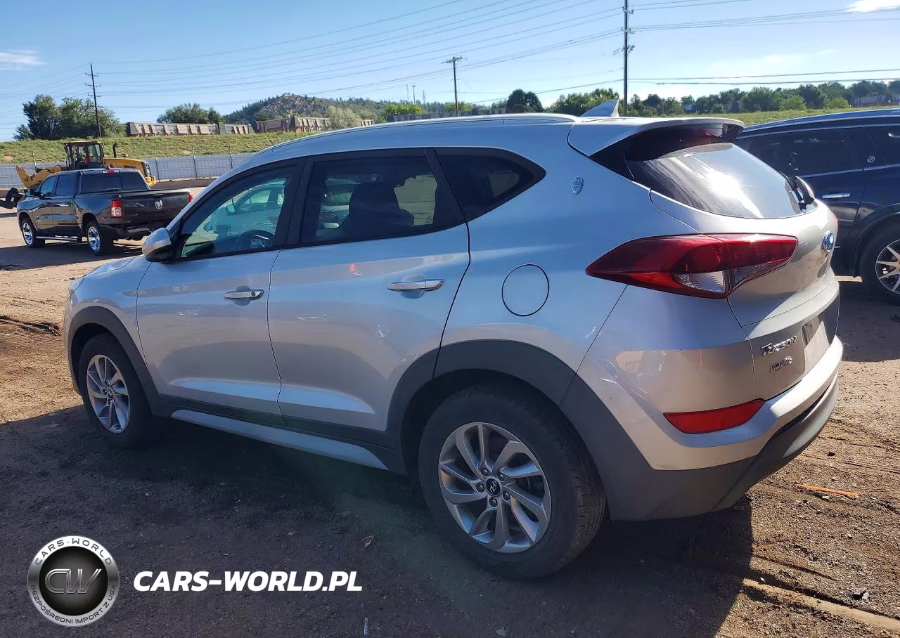 2018 Hyundai Tucson Sel VIN:KM8J3CA43JU627747 - 2